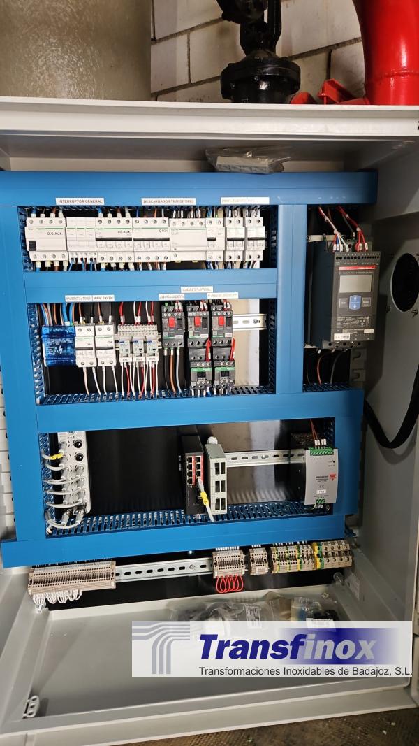 9425de60-f40f-411c-9896-e980480226a7